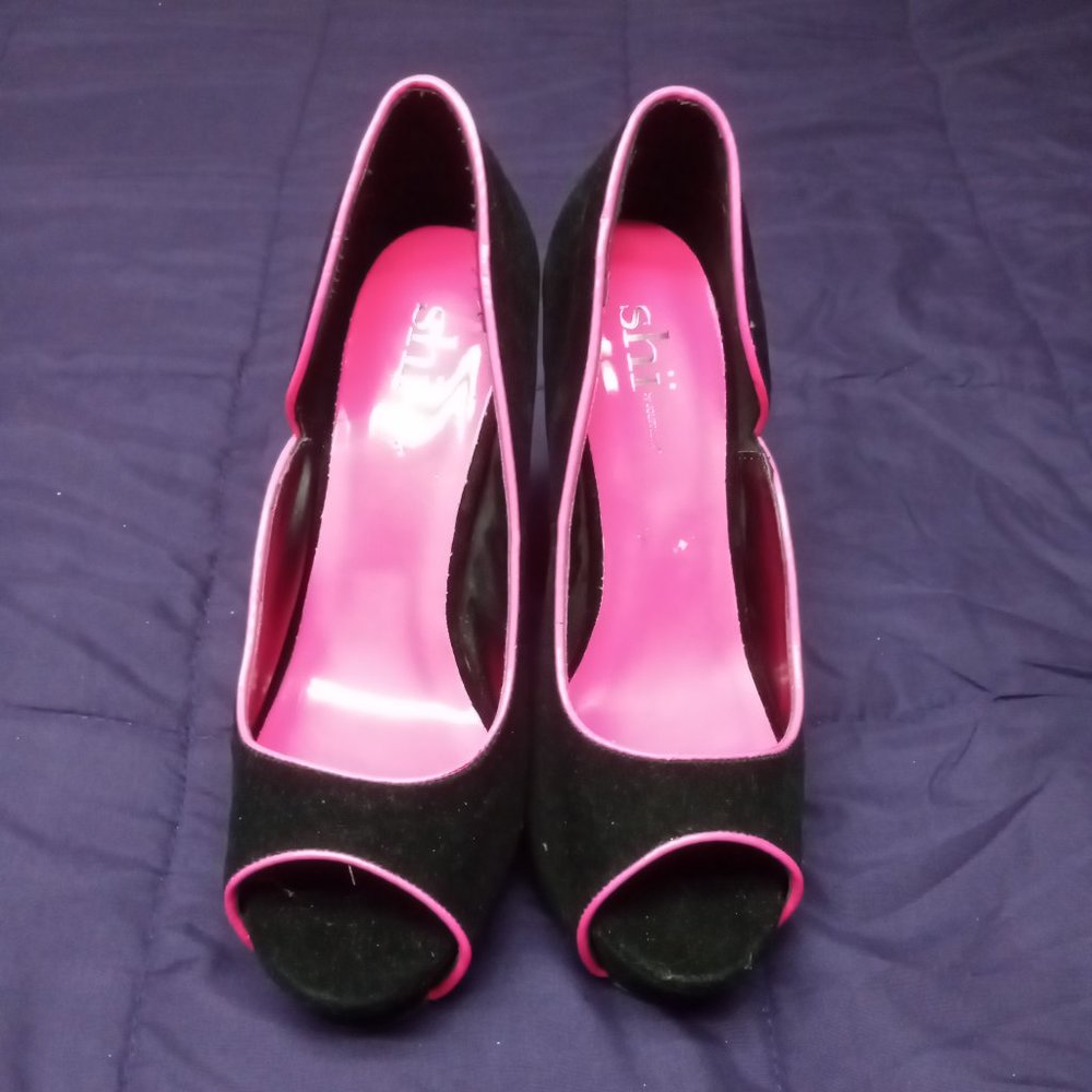 Shi Brand Platform Peeptoe Stiletto ~ 8.5 (39)